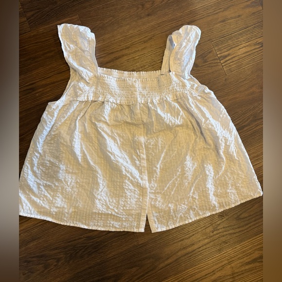 Old Navy Tops - Old Navy Flutter Sleeve Button Down